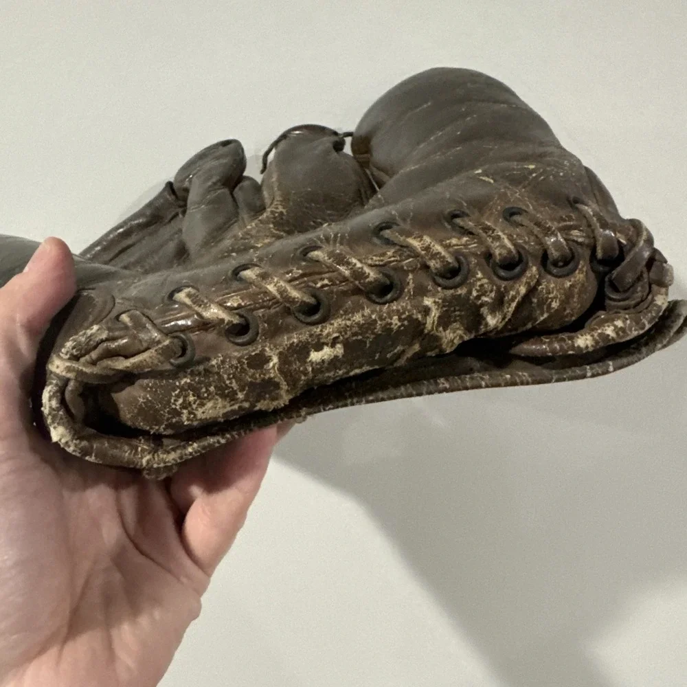 Vintage 1920's KEN-WEL 3-Finger Brown Leather Baseball Glove Antique